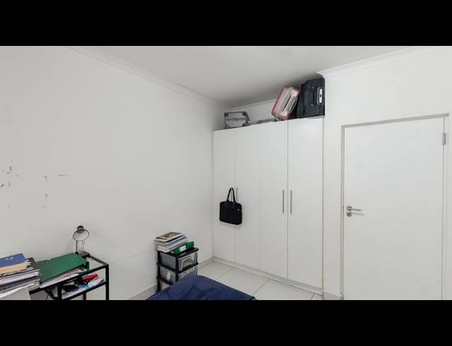 2 BEDROOM APARTMENT FOR SALE IN UMHLANGA RIDGE